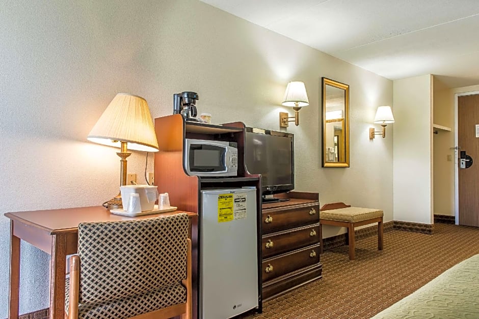Rodeway Inn Brookville