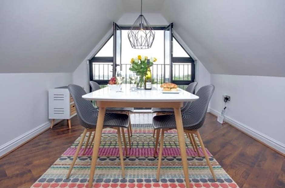 Pochin House Collections