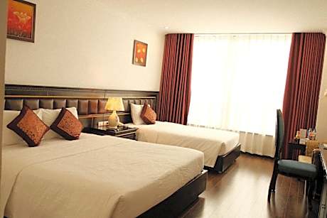 Deluxe Family Room