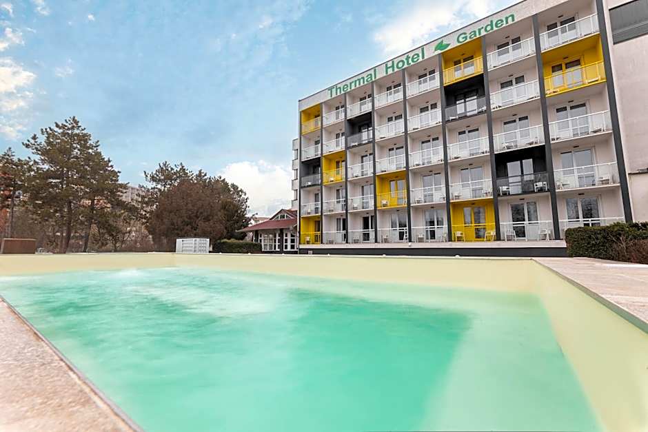 Thermal Hotel Garden