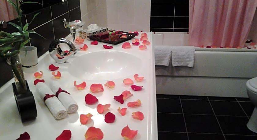 Le Grande Plaza Hotel