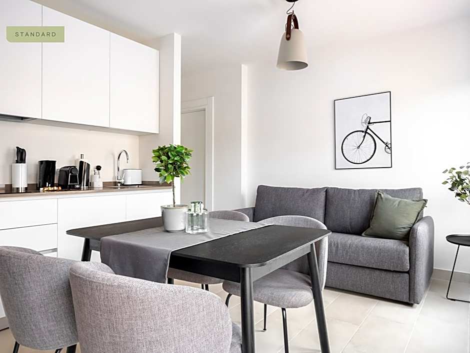 Limehome Sevilla Calle Torcuato Luca de Tena - Digital Access