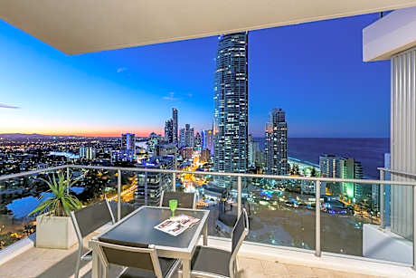Two-Bedroom Apartment with City View