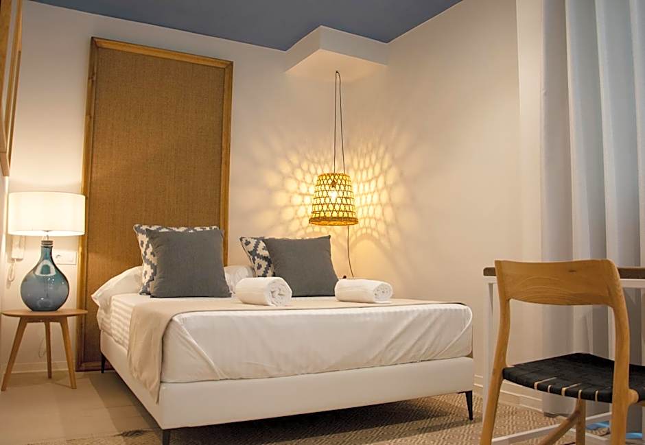 You & Co. Saler Beach boutique