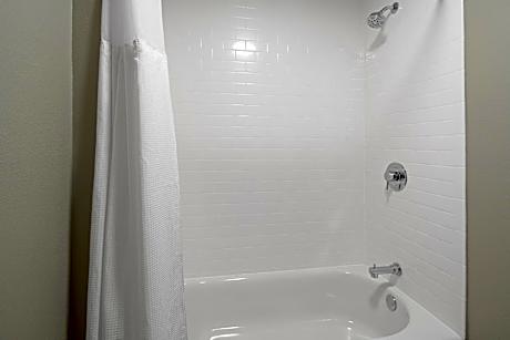 Two-Bedroom Suite - Hearing Accessible