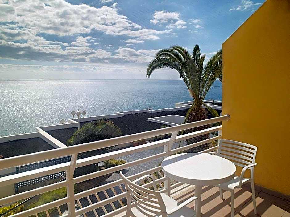 Atlantic Holiday Hotel