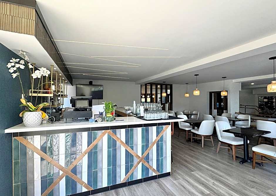 Comfort Inn & Suites Irvine Spectrum