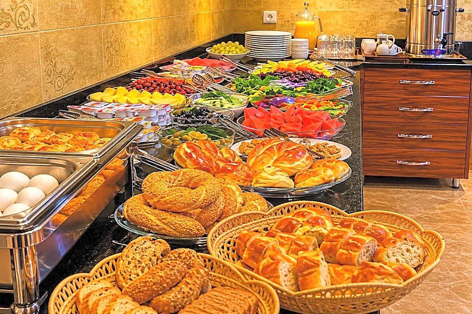 HOTEL REAL LİFE
