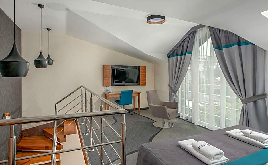 Hotel & Restauracja Gniecki