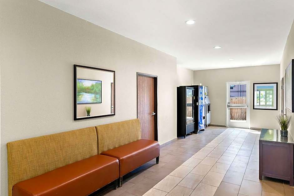 Quality Inn & Suites Big Spring