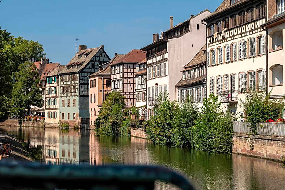 Hôtel de l'Europe by HappyCulture