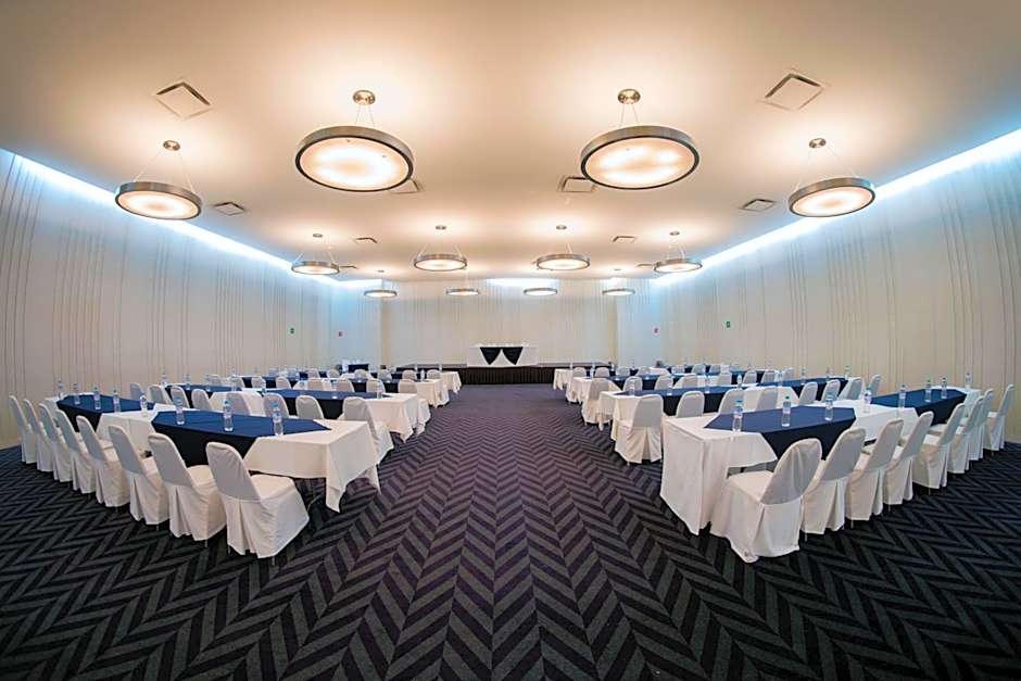 Hotel El Ejecutivo by Reforma Avenue