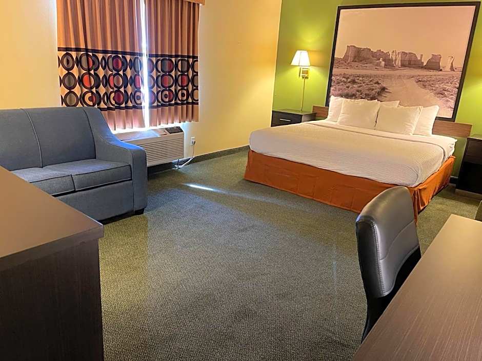 Super 8 by Wyndham Colby