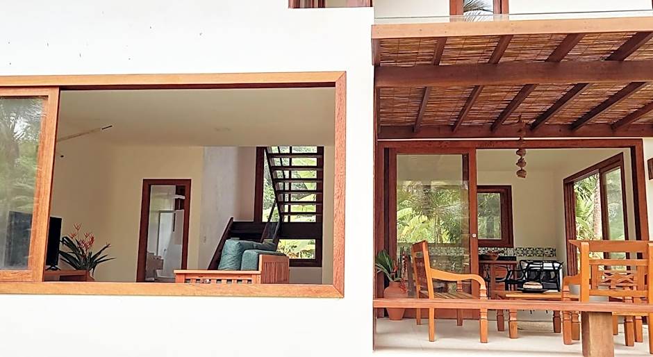 Kíria's Village Beach House