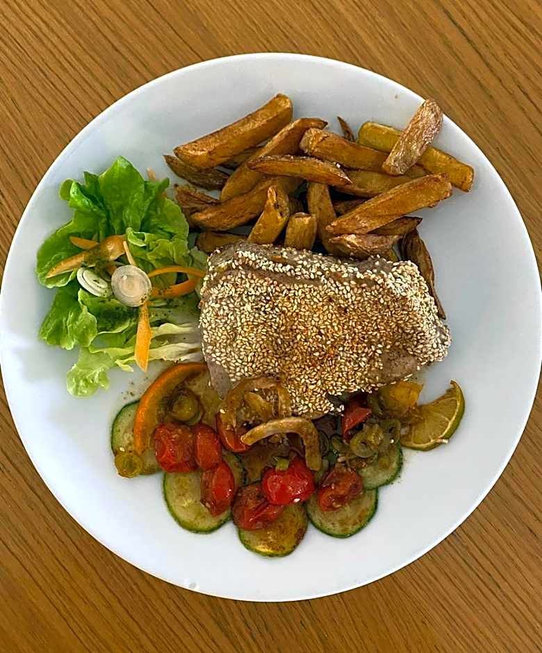 Hôtel Restaurant Petra Cinta