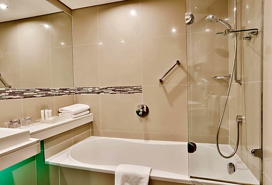 Holiday Inn Johannesburg-Rosebank By IHG