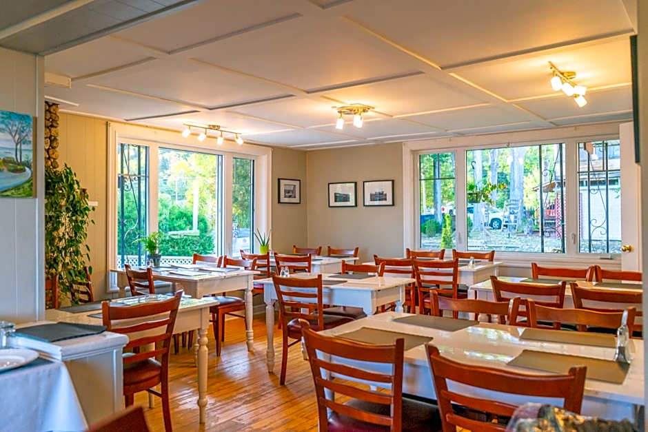 Auberge de la rive de Charlevoix - Auberge de jeunesse familiale pour voyageurs de tous âges