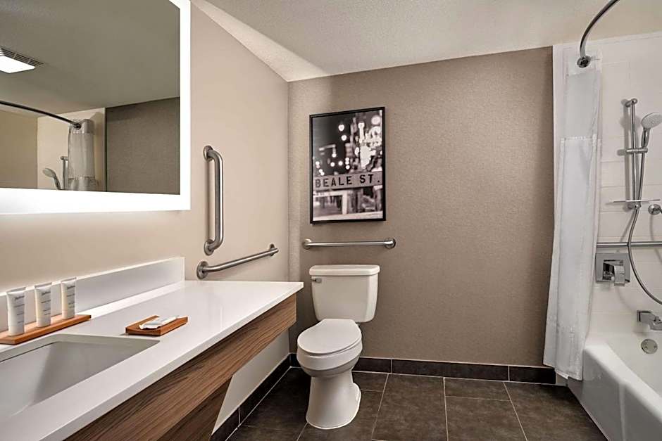 Radisson Hotel West Memphis