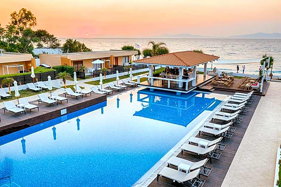 Villa Di Mare Seaside Suites