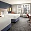 Courtyard by Marriott Chicago Downtown/River North
