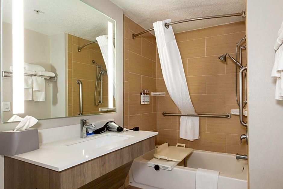 Holiday Inn Express Hotel & Suites Jacksonville Airport By IHG