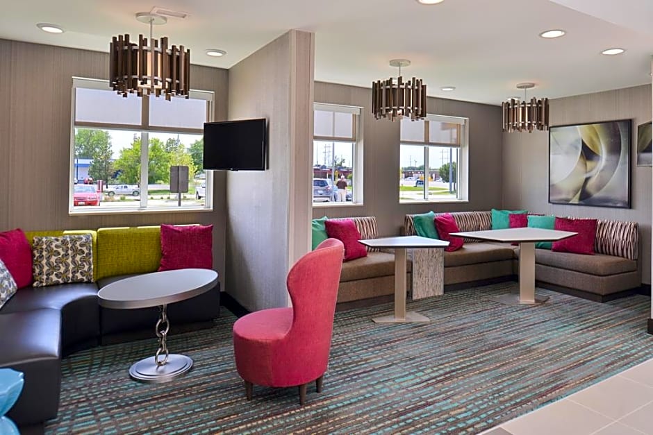 Residence Inn by Marriott Cedar Rapids South