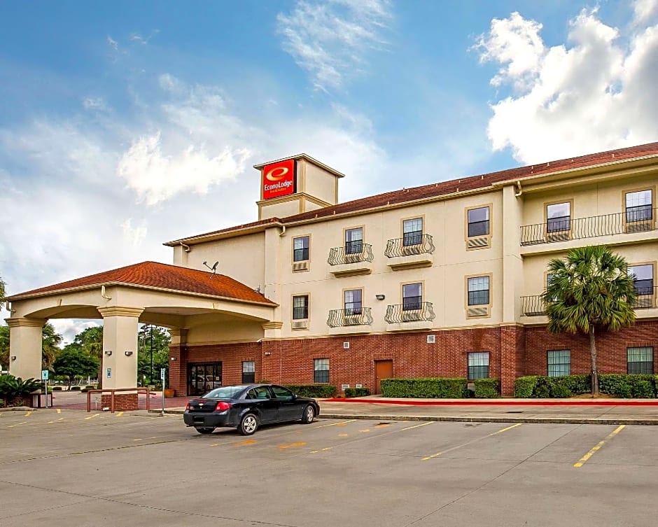 Econo Lodge Inn & Suites Beaumont