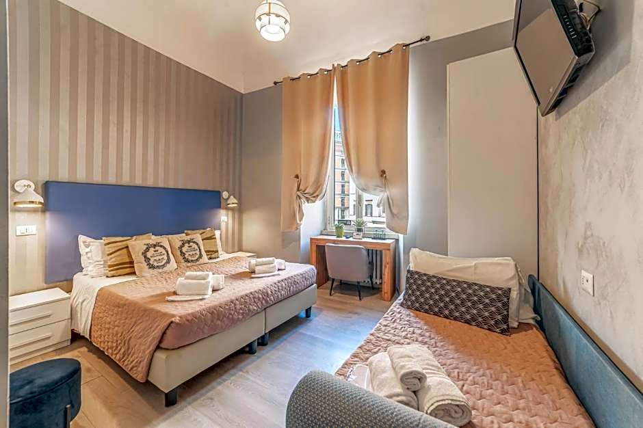Photo 1 of 11 of Triple Room