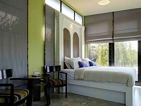 Standard Suite River View