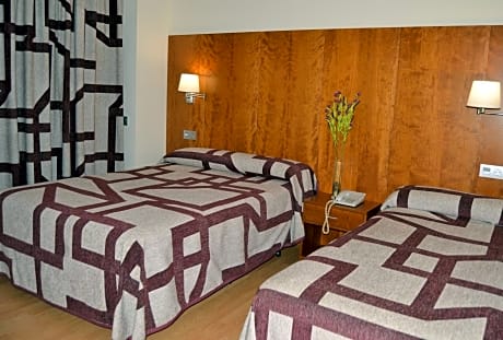 Hotel Jarama