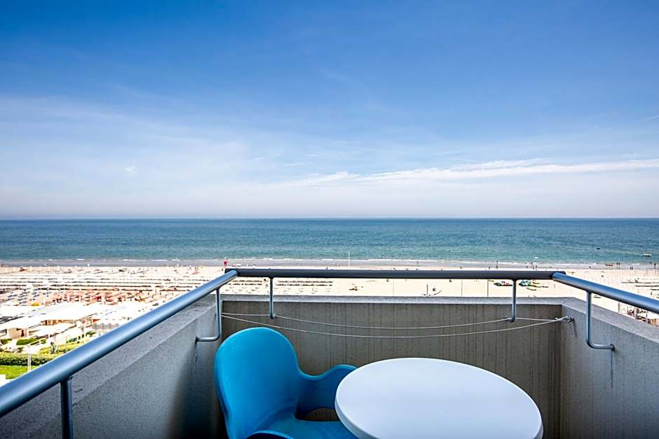 Hotel Baltic Riccione-Fronte Mare