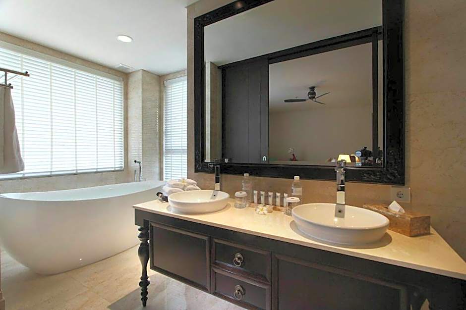 Luxury Apartment at AYANA Residences