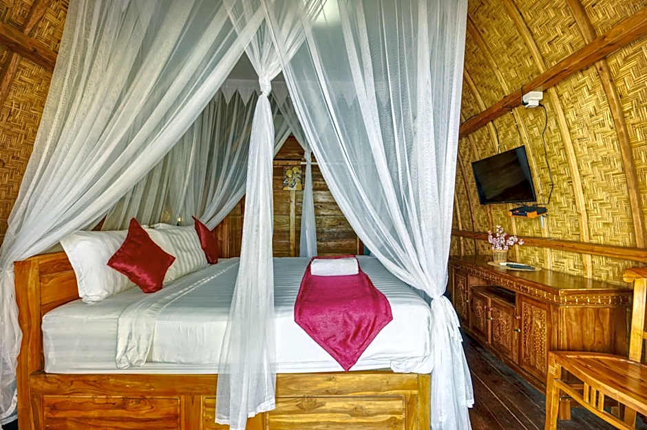 Santen Beach Bungalows