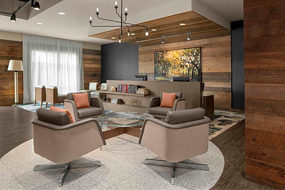 Courtyard by Marriott Charleston Summerville