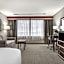 Best Western Plus Port O'Call Hotel