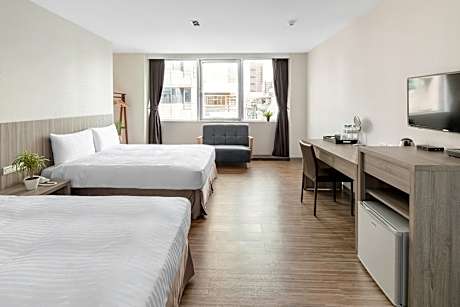 Deluxe Family Non-Smoking