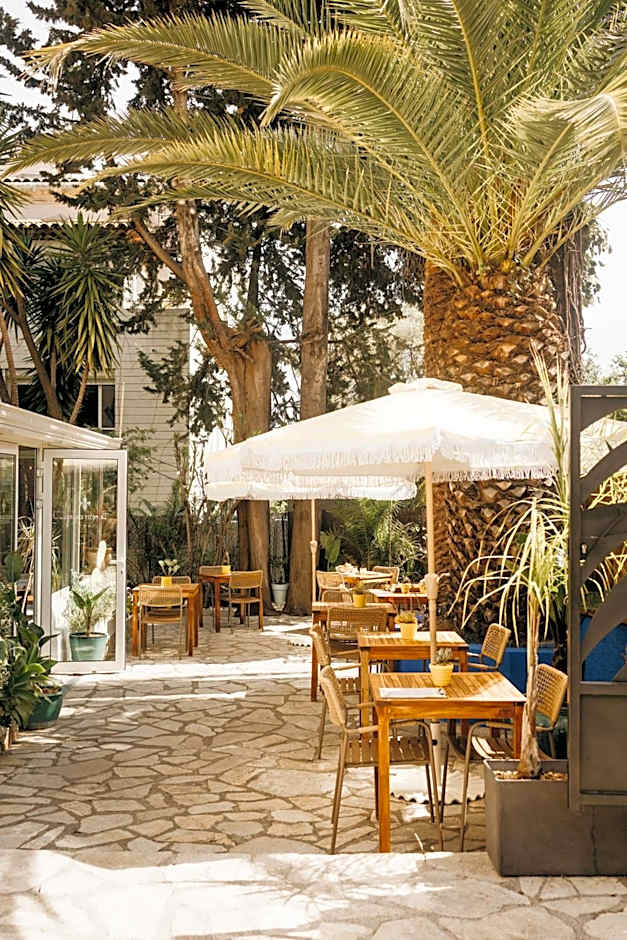 Hôtel Le Petit Castel