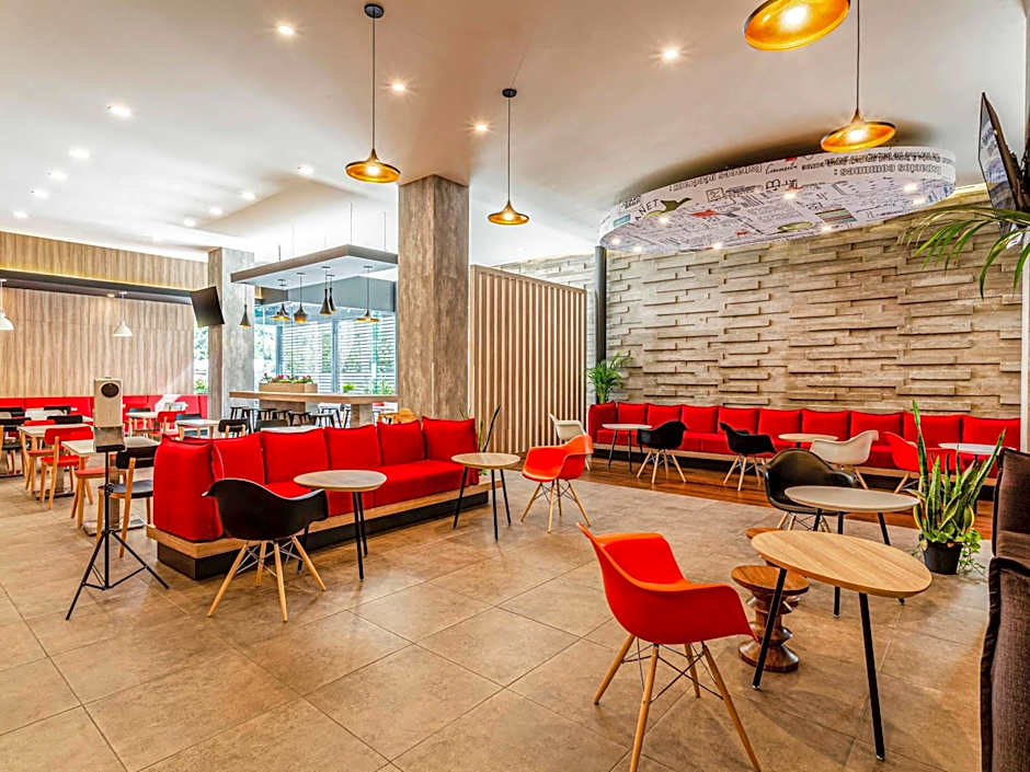 Ibis Merida