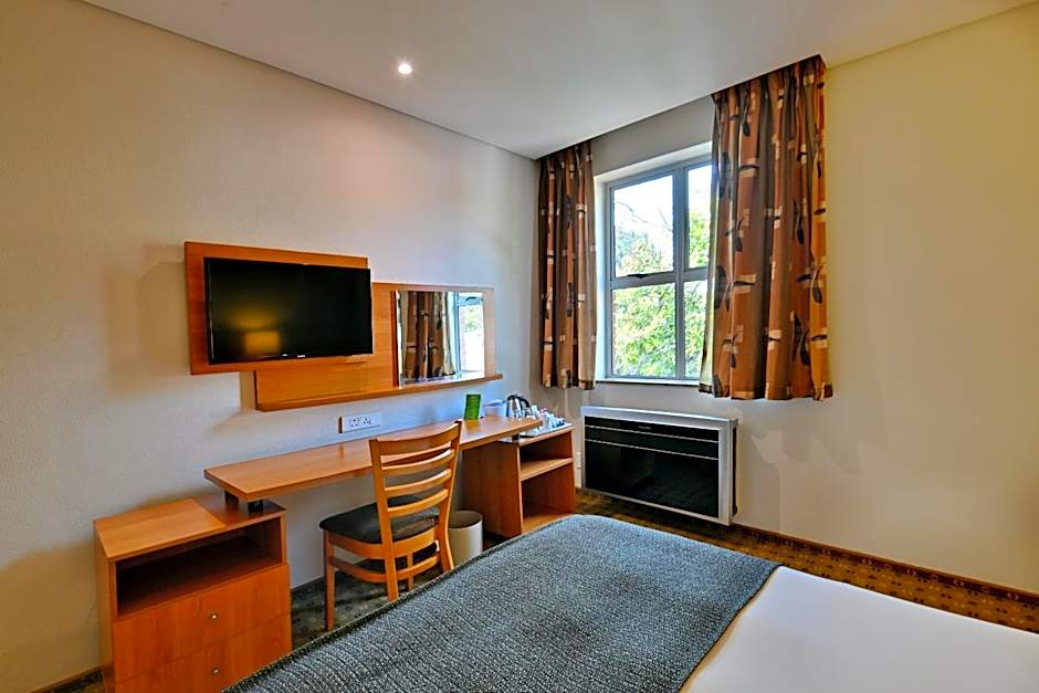 Road Lodge Sandton