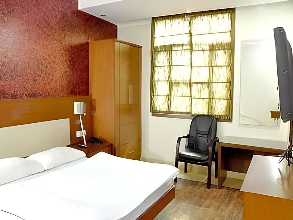 Hotel Om International – Delhi, NY