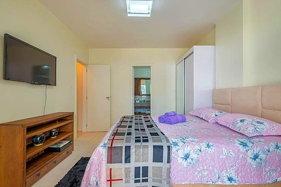 MRBQ022- Ap ao lado da Praia e Roda Gigante 2Q+2WC