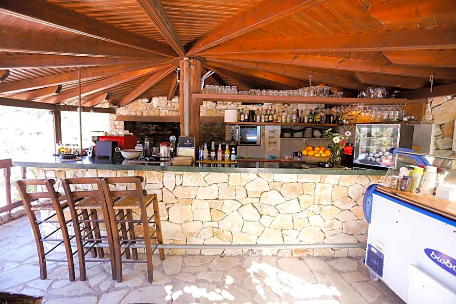 Bastas Hotel