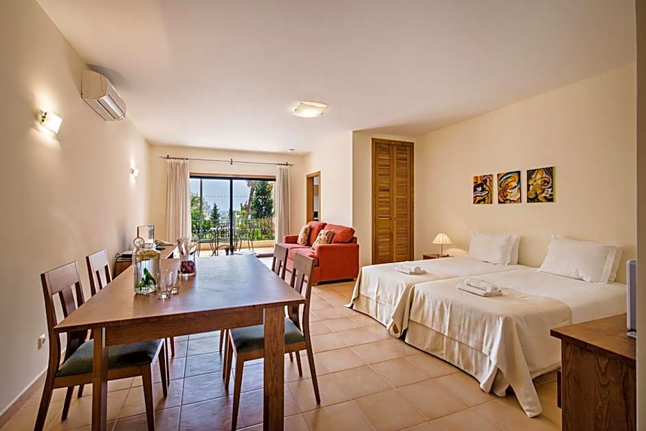 Photo 1 of 4 of Studio Apartment