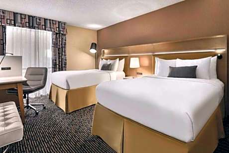 2 Queen Beds Non-Smoking