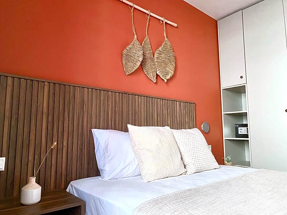 Αura Luxury Apartments