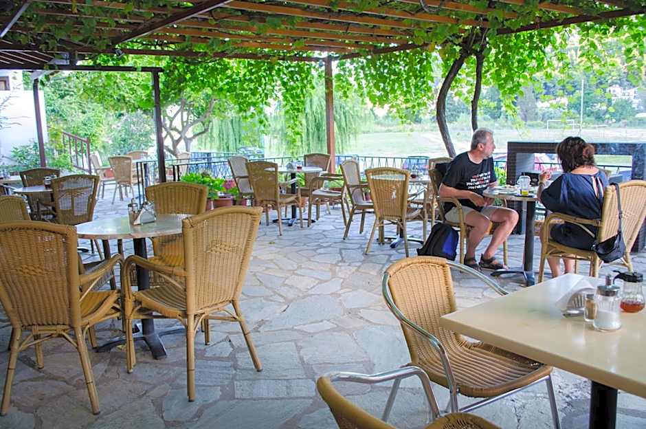 Hovolo Hotel Apartments