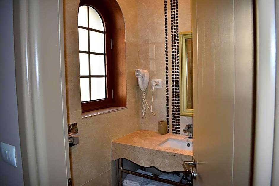 Hotel Rezidenca Desaret