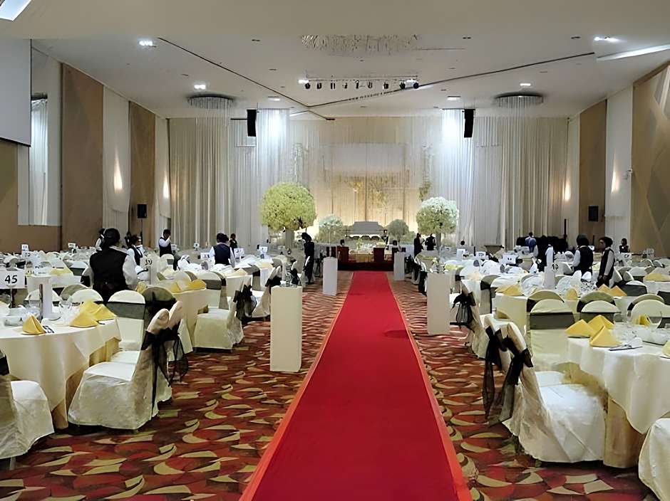 The Waterfront Hotel
