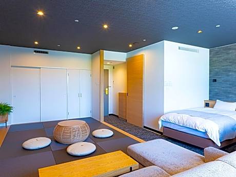 Main Building - Premium Japanese Western Room