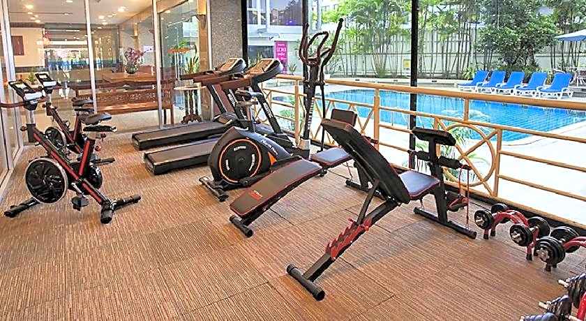 Summit Pavilion Hotel